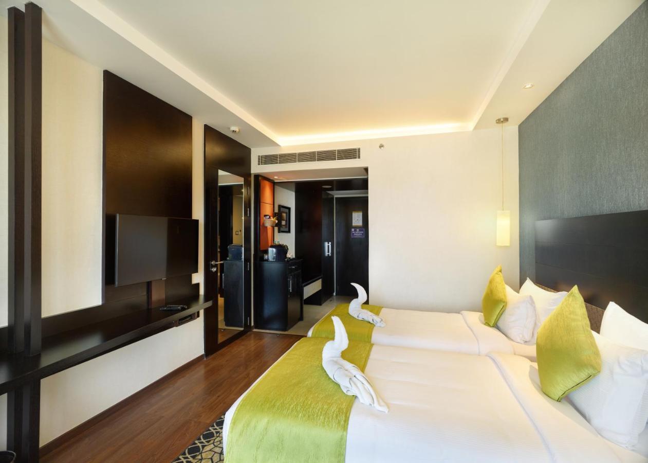 Hycinth Hotels Thiruvananthapuram Bagian luar foto