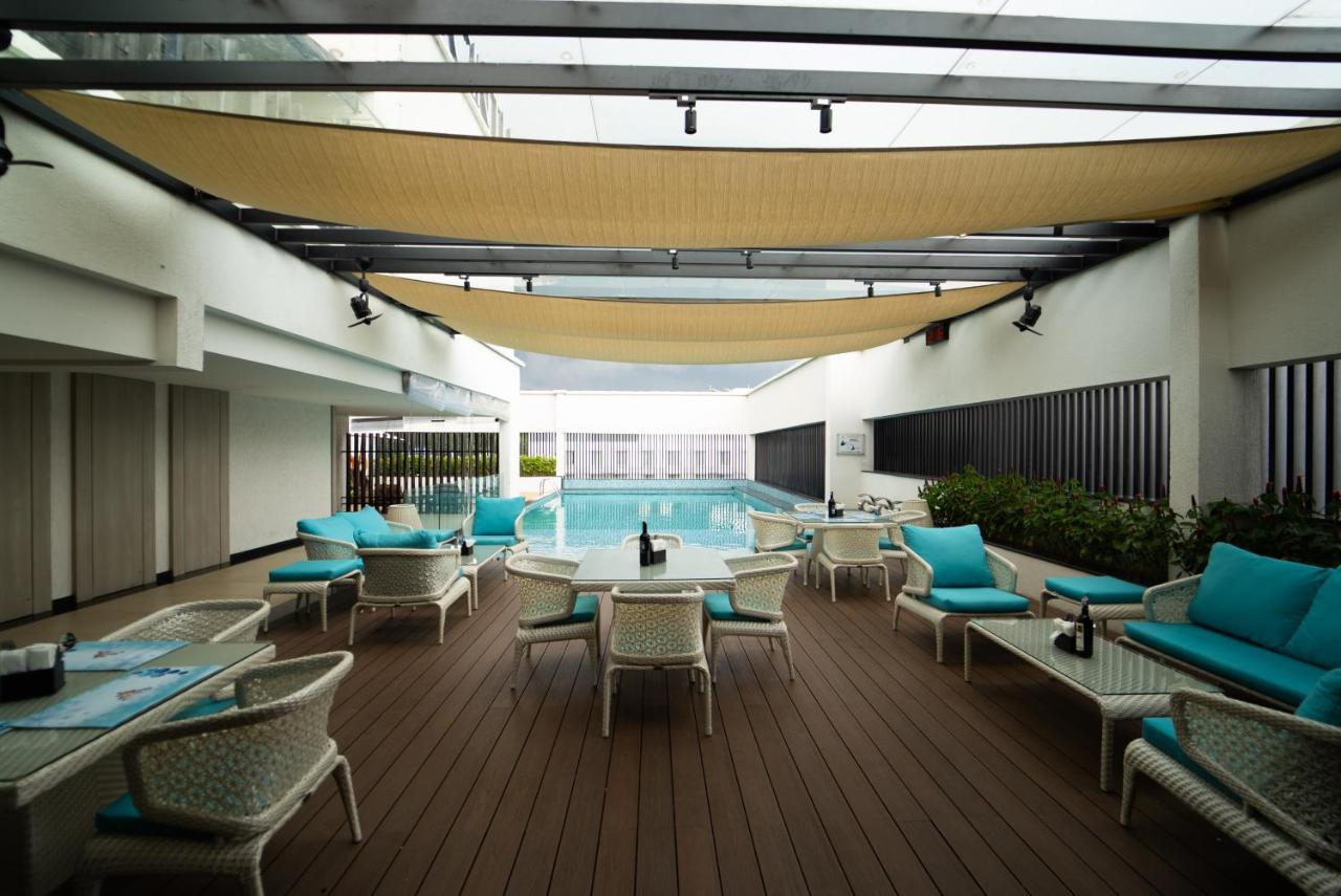 Hycinth Hotels Thiruvananthapuram Bagian luar foto