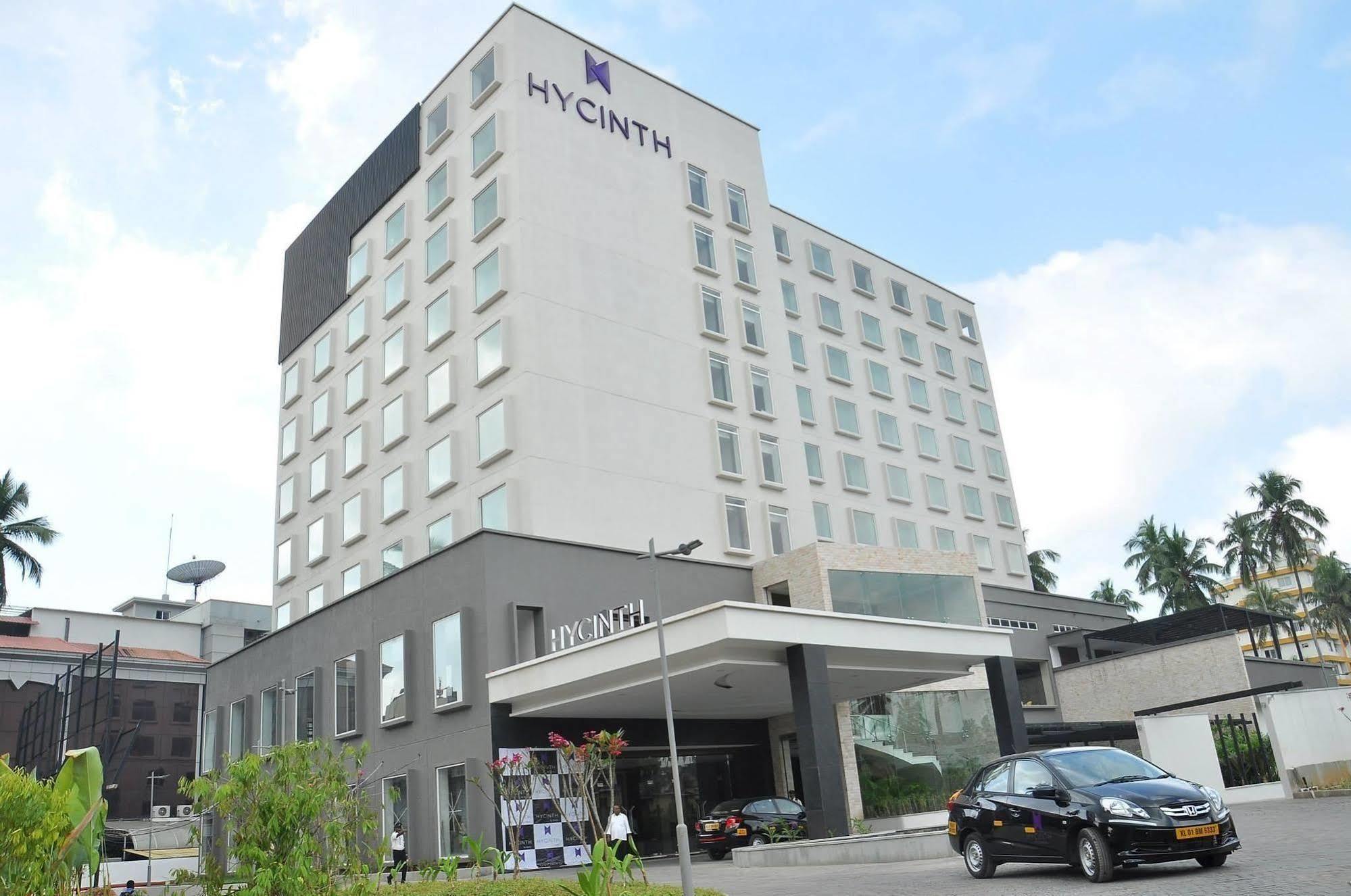 Hycinth Hotels Thiruvananthapuram Bagian luar foto