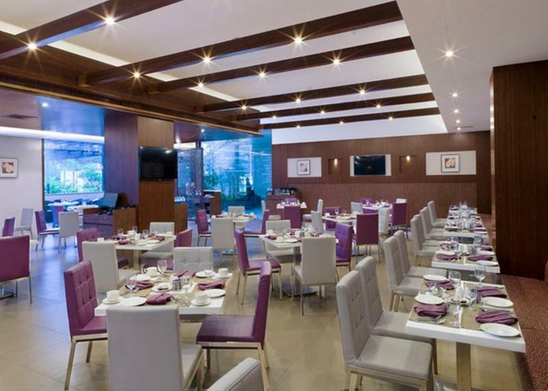 Hycinth Hotels Thiruvananthapuram Bagian luar foto